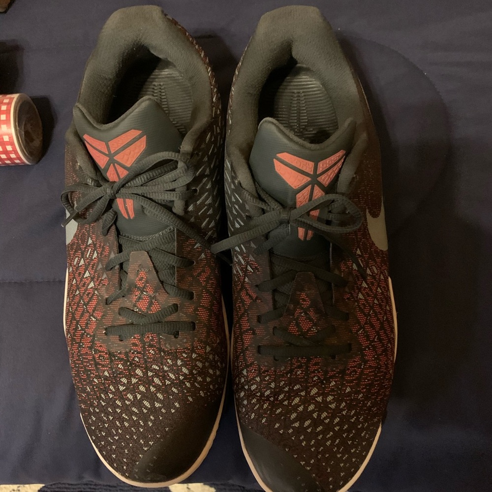 Kobe Mamba Mentality Men’s Size 14
